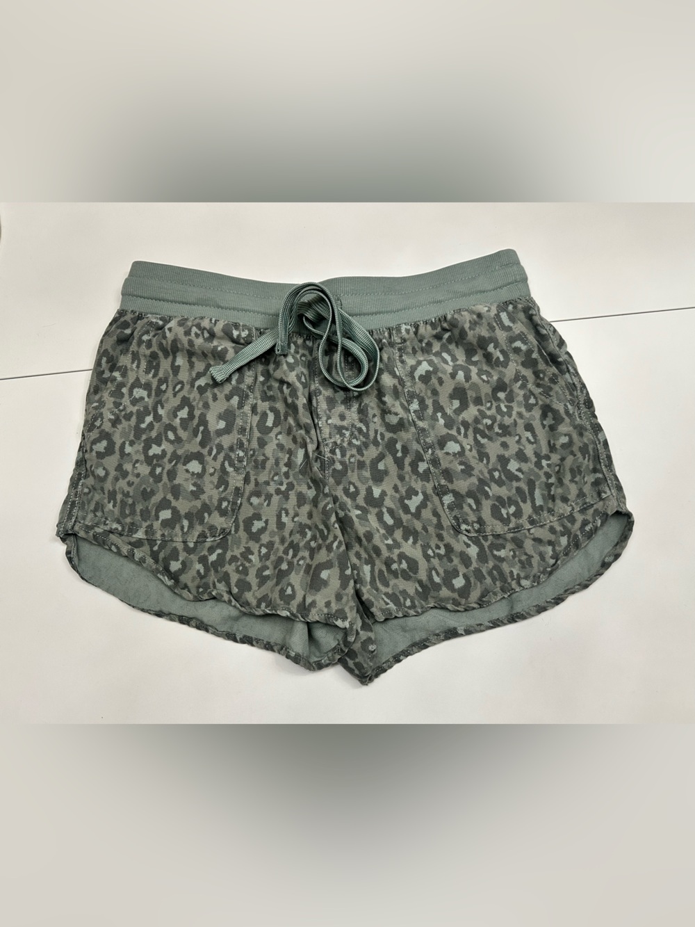 Maurices Olive Green Leopard Print Shorts size XS